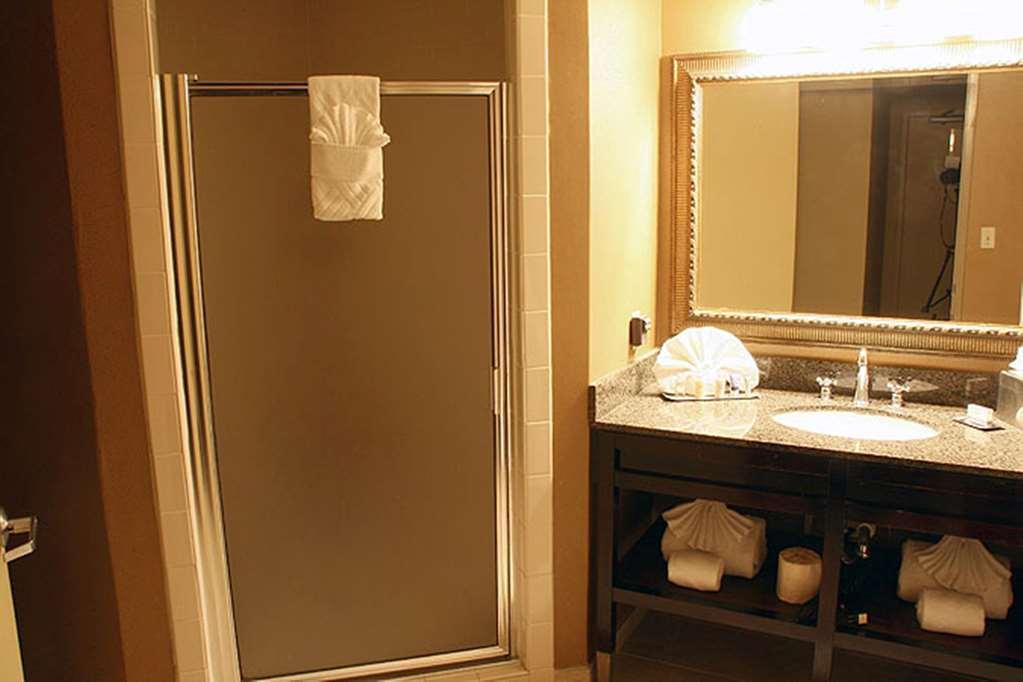Hotel Doubletree By Hilton Memphis Downtown Pokój zdjęcie