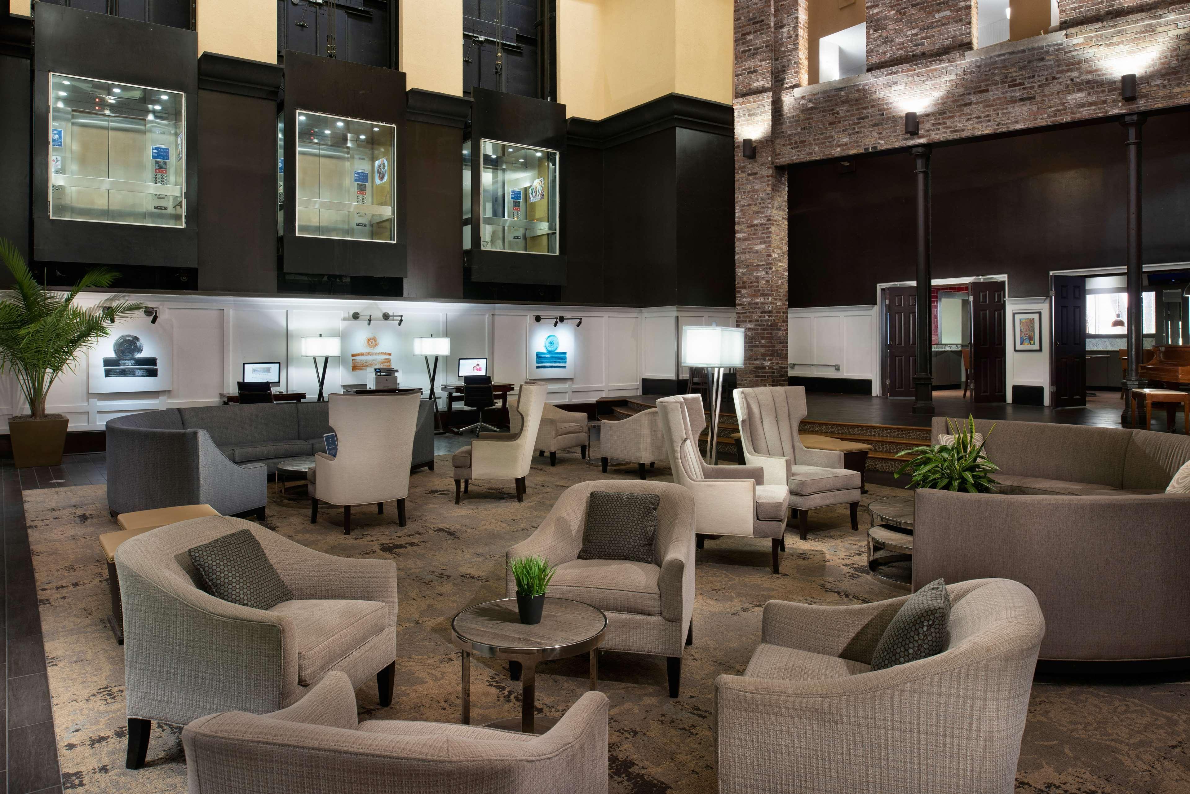 Hotel Doubletree By Hilton Memphis Downtown Zewnętrze zdjęcie